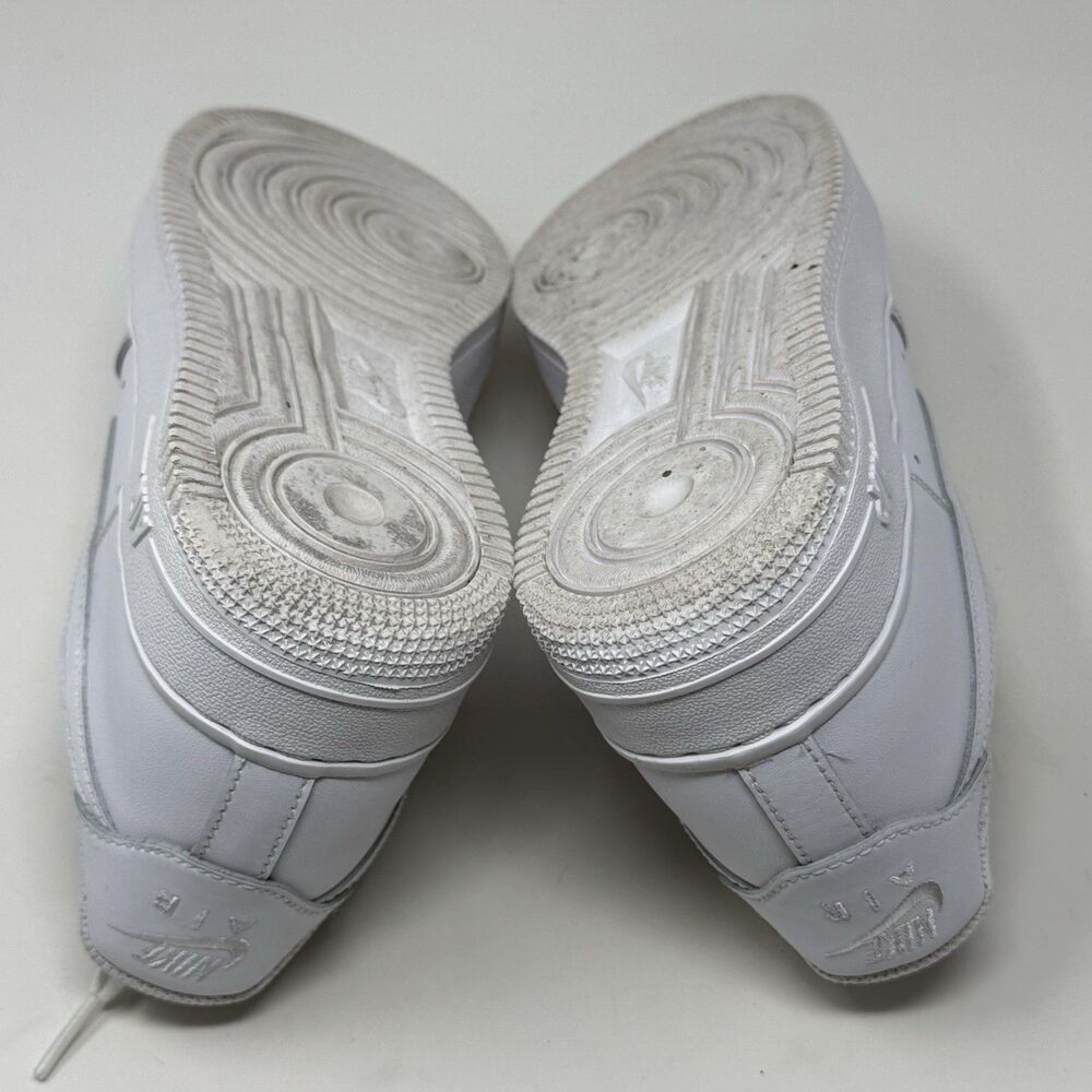 Nike Air Force 1 '07 Low Mens 8 Triple White Leather Athletic Shoes Sneaker - Picture 16 of 16